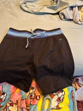 ALO Yoga Black Men's Athletic Shorts with Blue-Trim Waistband